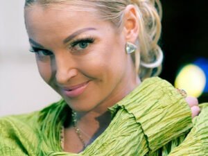 Экс-бойфренд Волочковой требует с нее 30 млн