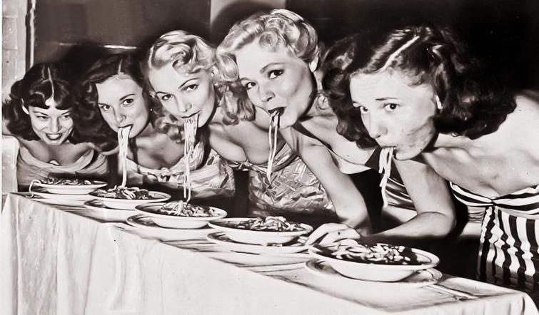 Участницы конкурса красоты «мисс СССР — 1989» и другие редкие исторические кадры