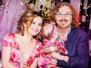 Игорь Николаев разозлил Сеть полетом на частном самолете