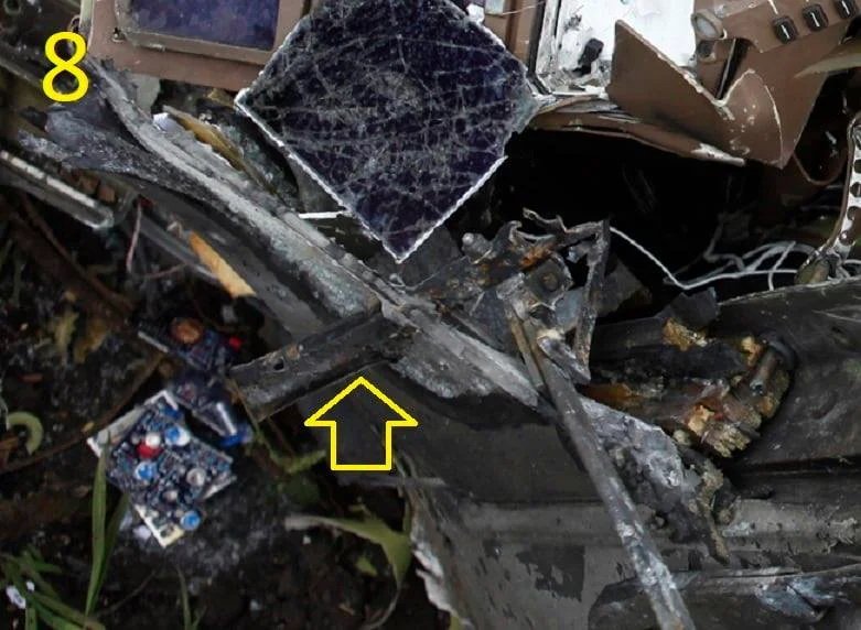 Фото малайзийского Боинг, сбитого в небе над Донбассом