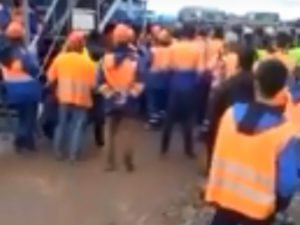 Рабочие устроили бунт в Шереметьево