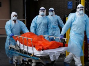 Вторая волна коронавируса накрывает мир