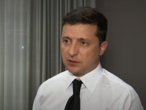 Зеленский оправдался за выполнение требований луцкого террориста