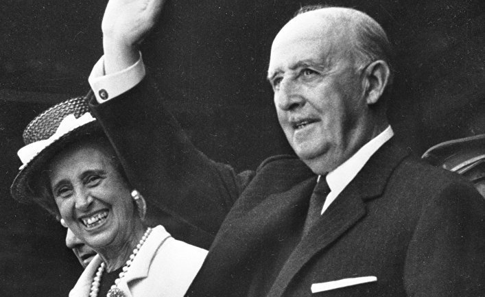 Любимые женщины авторитарных вождей и диктаторов