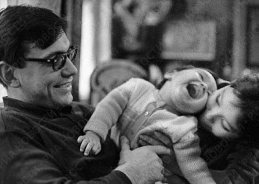 Самые известные межрасовые браки знаменитостей