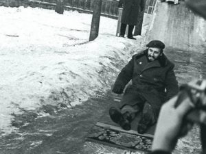 Бункер Гитлера, Кастро на ледяной горке и другие редкие исторические фото