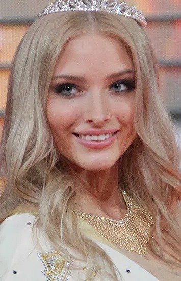 Красота в прошлом: модели, которые испортили свою внешность пластикой