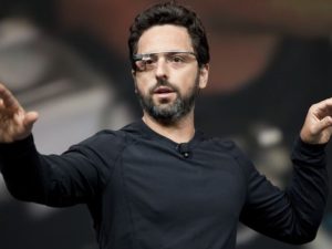 Знаменитые актеры со своими дублерами 