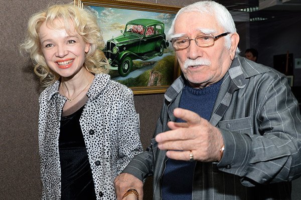 Жены, которые ушли от знаменитых мужей к более молодым