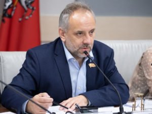 Депутата Шереметьева обвинили в мошенничестве 