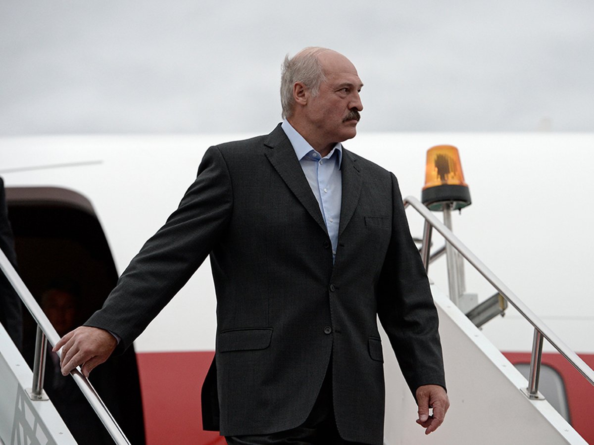 Самолет Лукашенко