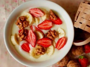 Диетолог объяснила, каким должен быть полезный завтрак