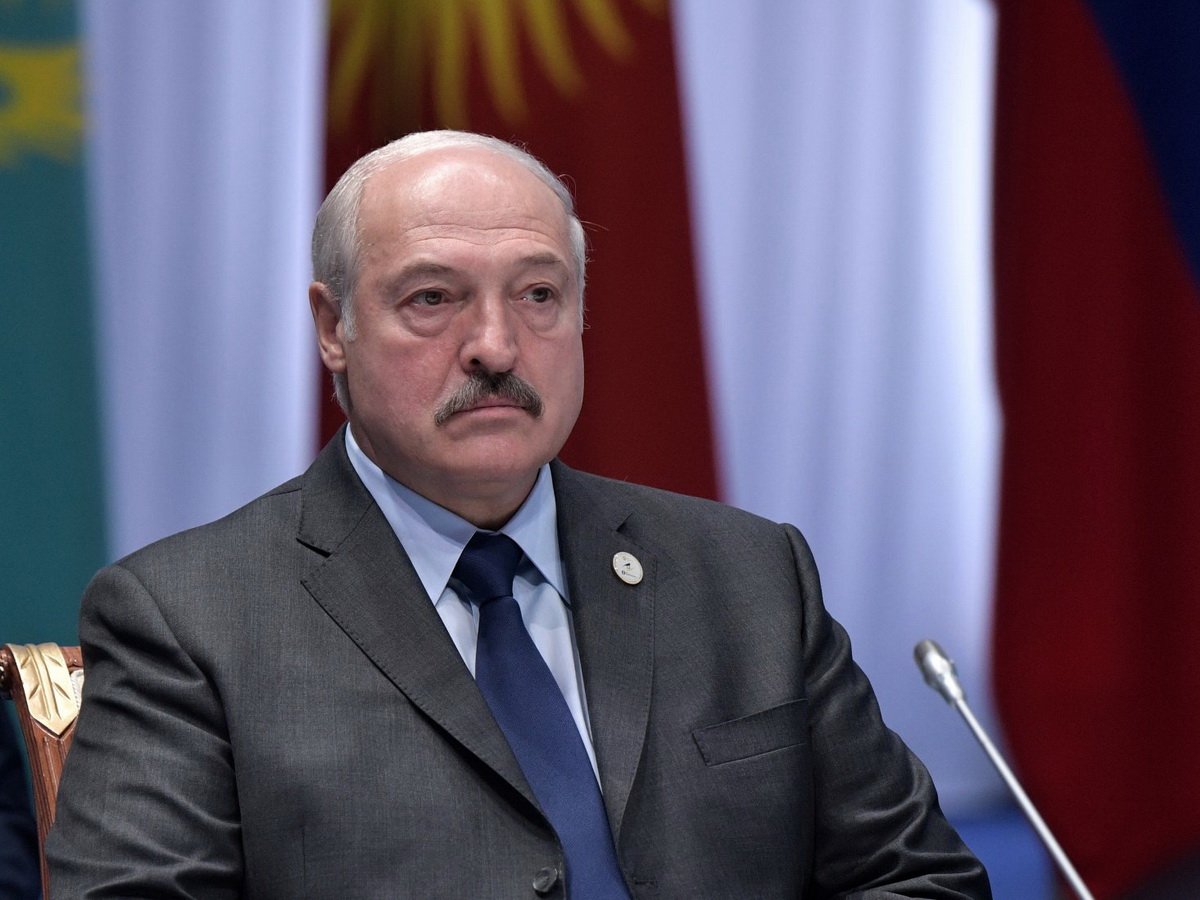 Лукашенко пропустил звонки Макрона