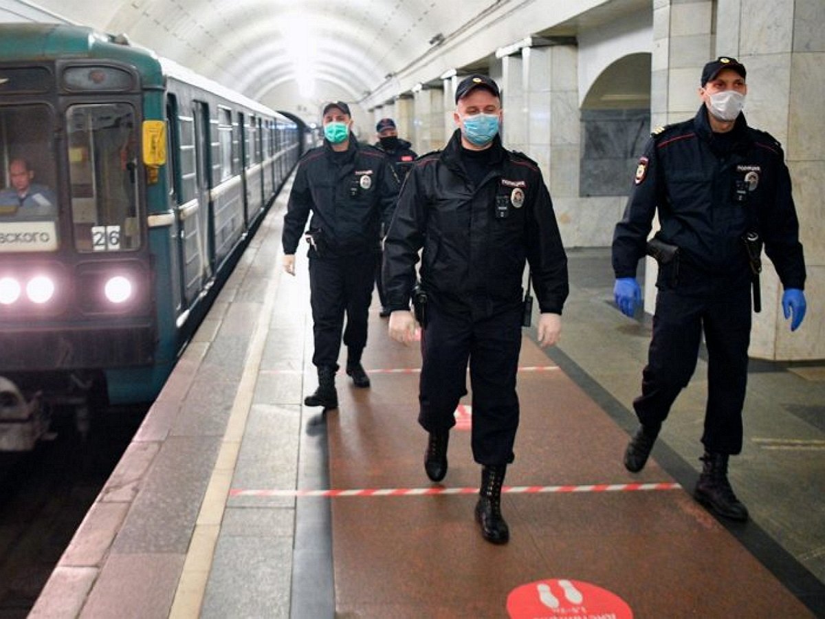 В московском метро стали штрафовать за отсутствие масок