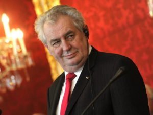 Милош Земан получил травму