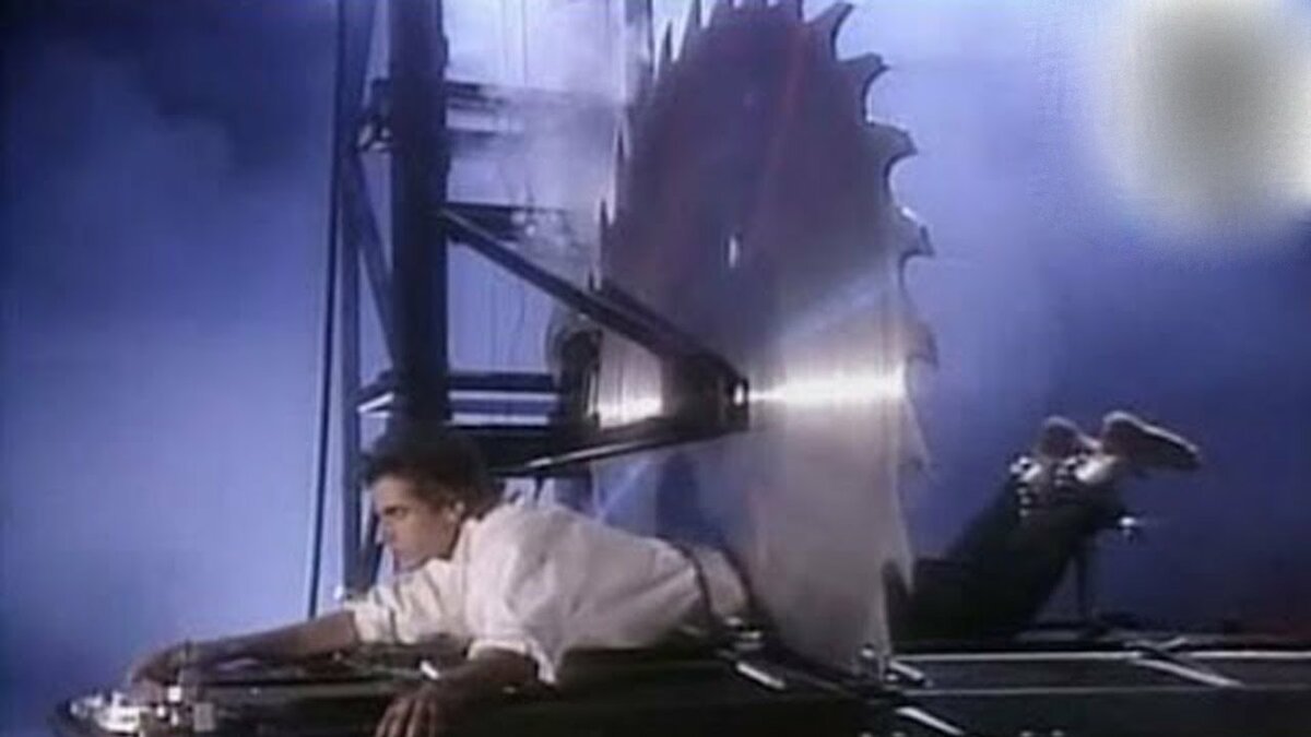 Самые знаменитые иллюзионисты мира и их легендарные фокусы