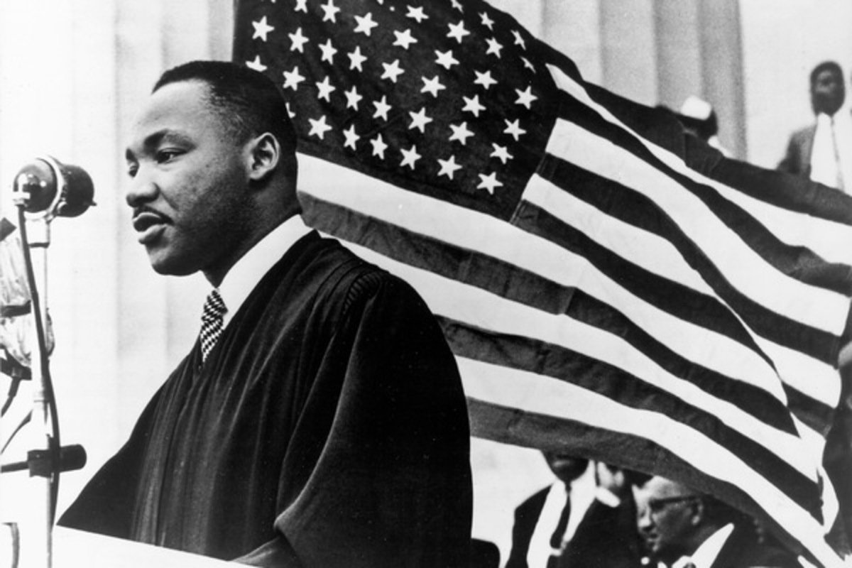 Знаменитости, которых обвиняли или уличали в плагиате