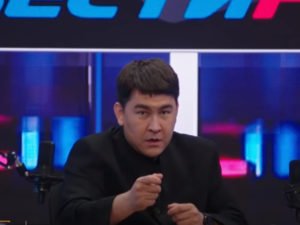 Азамат Мусагалиев показал пародию на Соловьева на ТНТ