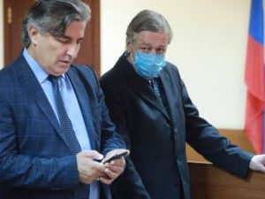 Пашаев навязал свои услуги Ефремову