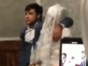 Неуважительная выходка жениха на свадьбе в Дагестане