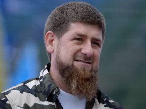 Кадыров не признал мывших ноги в православном источнике чеченцами