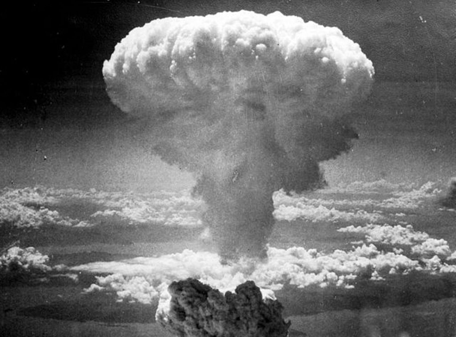 “Царь-бомба” на все времена: хроника самого мощного взрыва в истории человечества