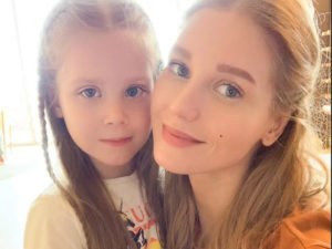 Кристина Асмус с дочерью