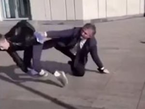 Нападение с фекалиями на Эльмана Пашаева