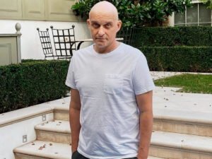 Олег Тиньков