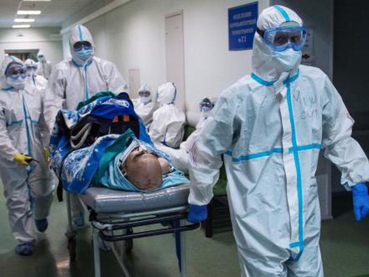 В России 300 смертей за сутки от коронавируса