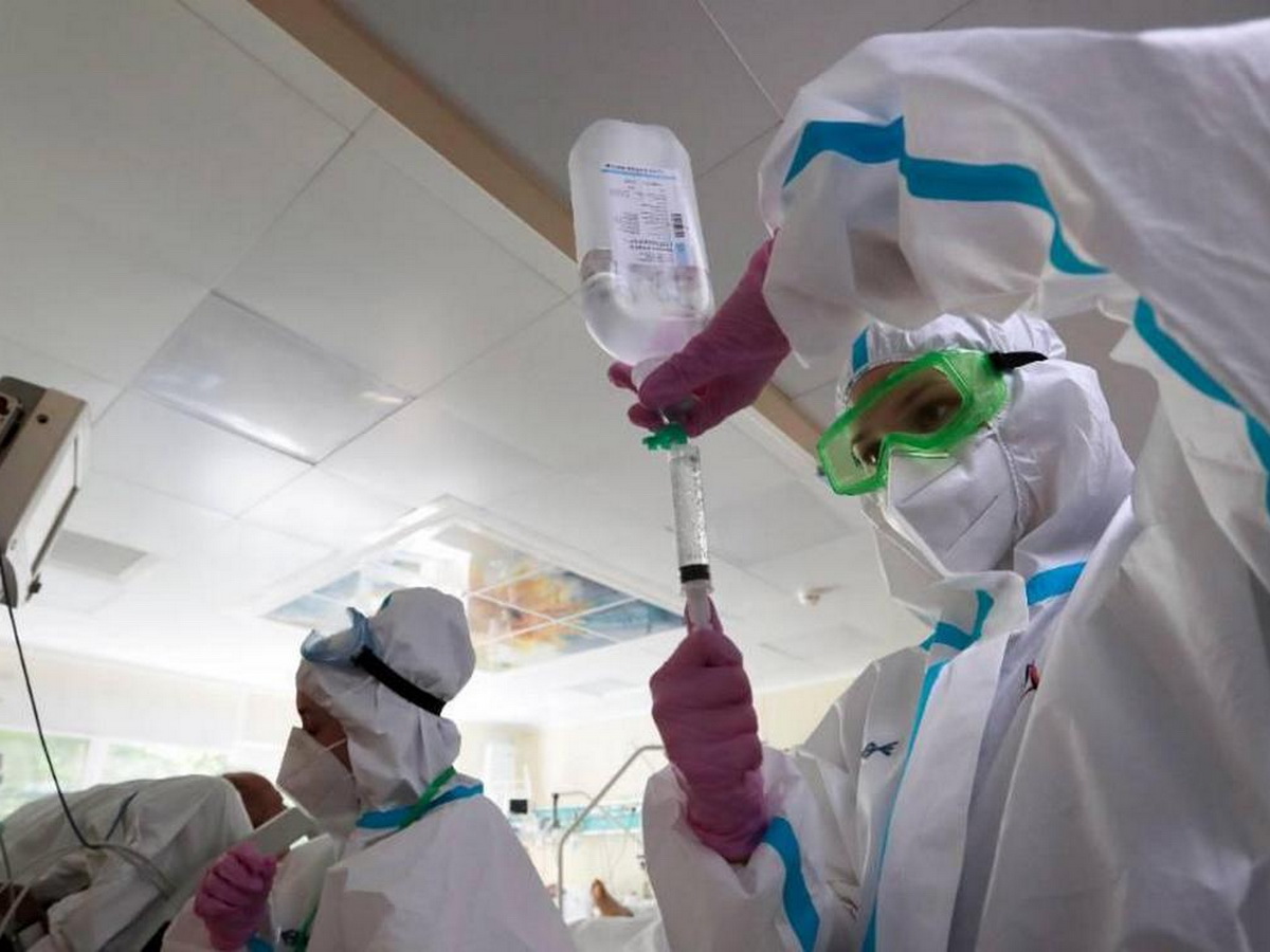 Заболеваемость коронавирусом в России снова побила рекорд