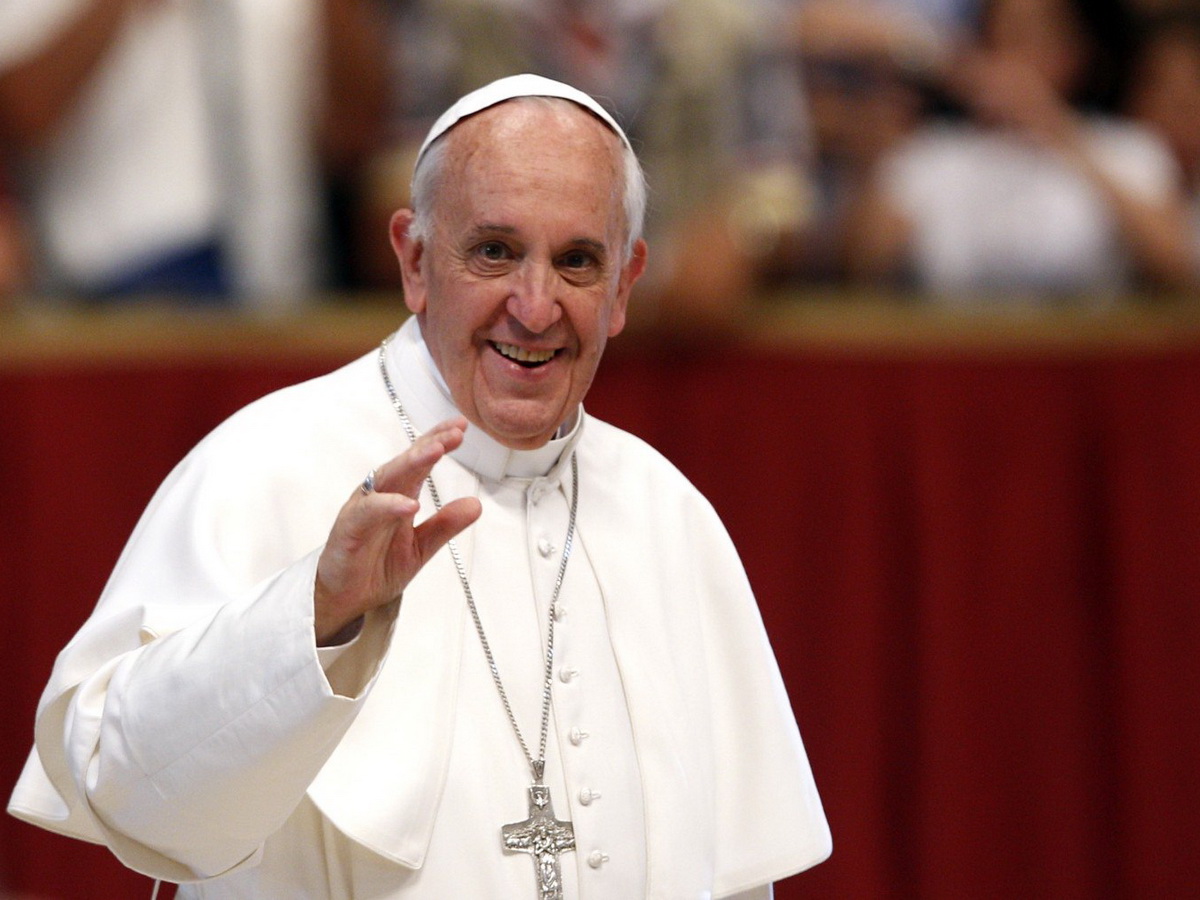 Папа Римский высказался за легализацию однополых браков