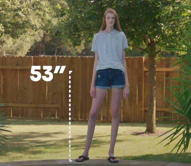 Самая длинноногая женщина в мире