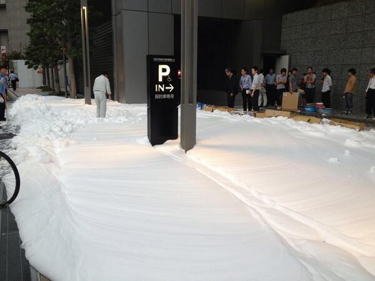 Очевидцы сняли на видео 