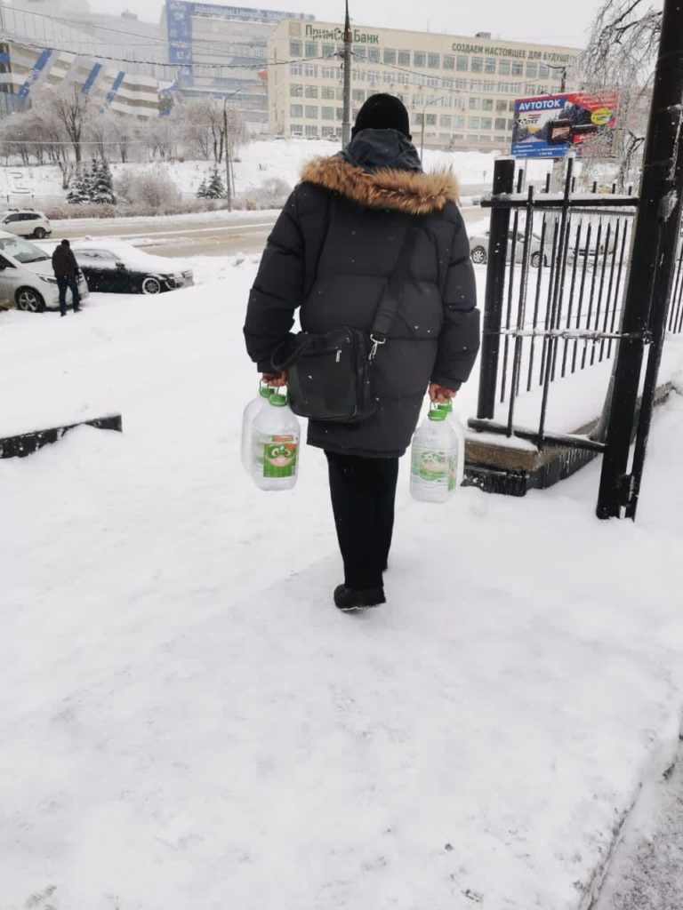 Режим ЧС во Владивостоке: появились первые жертвы ледяного дождя