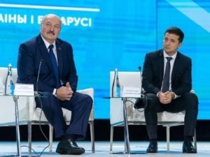 «Чья б корова мычала, а Зеленского - молчала»: Лукашенко осадил президента Украины