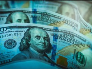 доллар будет стоить 120 рублей