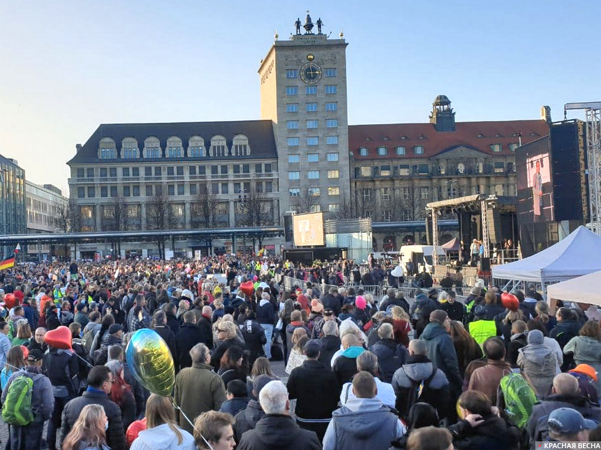 50000 человек выразили протест против 
