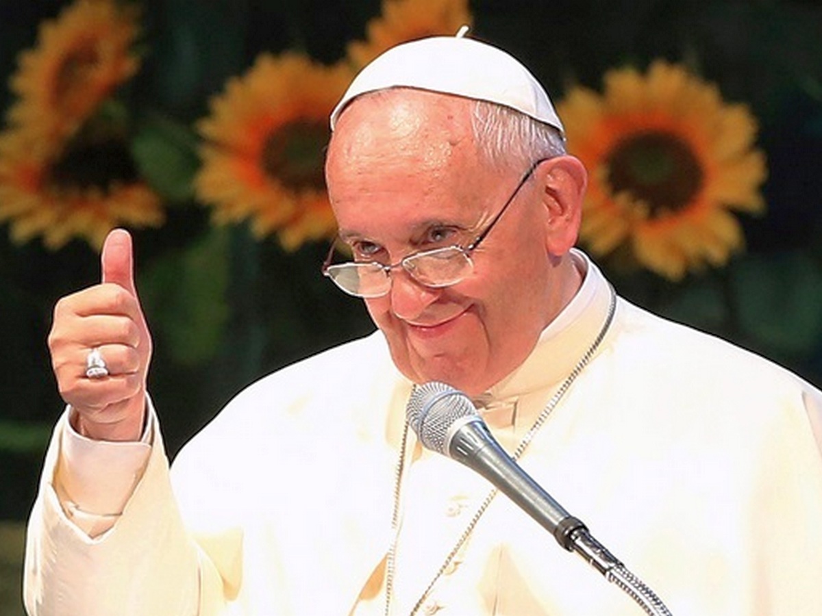 Папа Римский отметил лайком эротическое фото