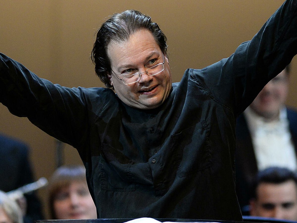 Знаменитости, которых мы потеряли в 2020 году