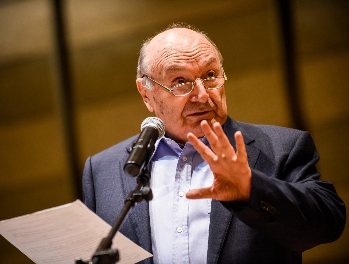 Знаменитости, которых мы потеряли в 2020 году