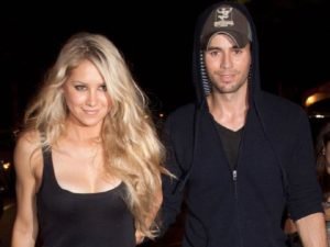 Анна Курникова показала фото 3-летних близнецов от Иглесиаса