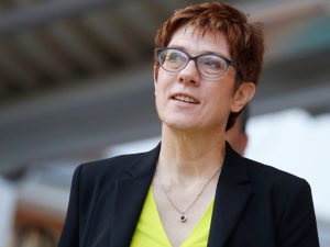 Аннегрет Крамп-Карренбауэр