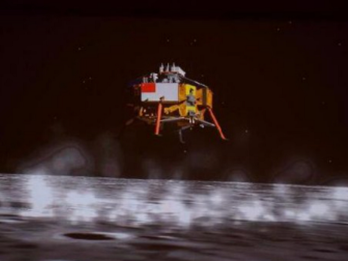КНР успешно посадил аппарат «Чанъэ-5» на Луну 