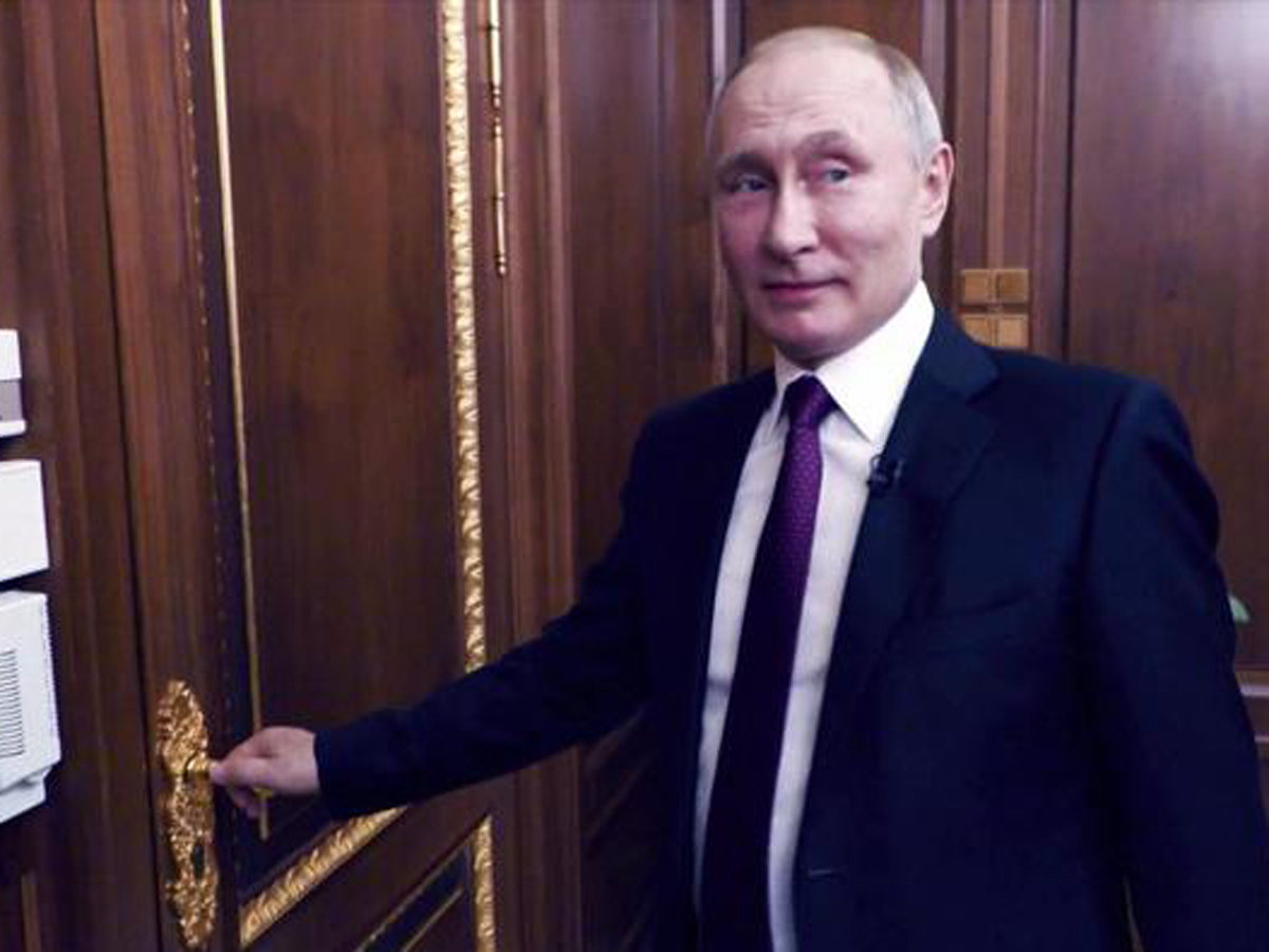 В одинаковых кабинетах Путина СМИ нашли отличия: опубликованы фото