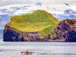 Тайну единственного дома на острове в Исландии раскрыли в Сети