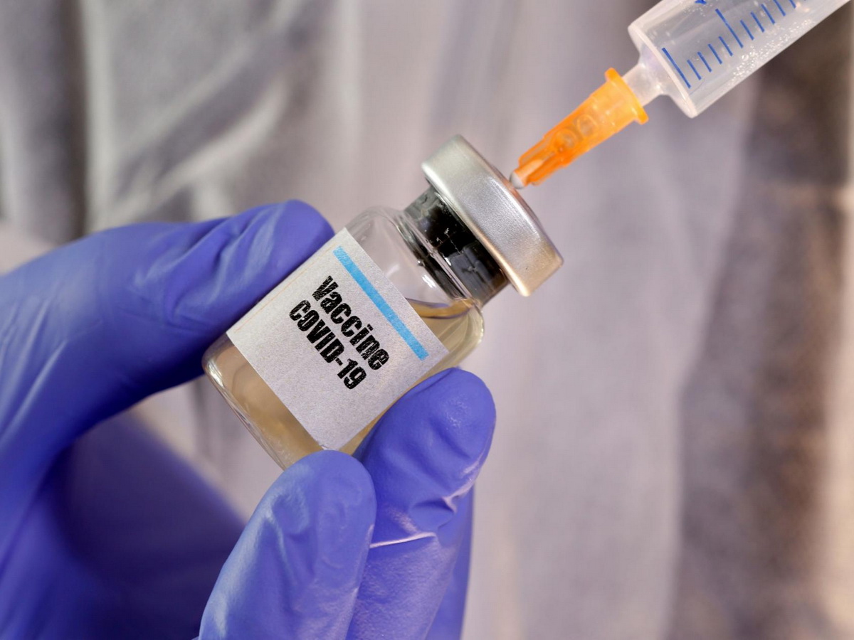 Иммунолог сообщил о запретах после вакцинации от коронавируса