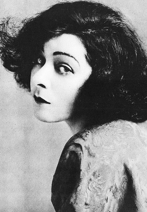 Актрисы отечественного кино, которые сводили мужчин с ума