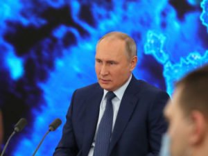 Путин заявил об угрозе борьбы «всех против всех»