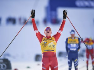 Второй раз подряд б Большунов победил в гонке «Тур де Ски»